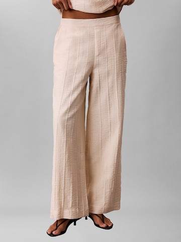 Calvin Klein Loosefit Broek 'Relaxed Sheer' in Beige: voorkant