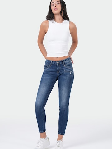 Skinny Jean M.O.D MIRACLE OF DENIM en bleu : devant