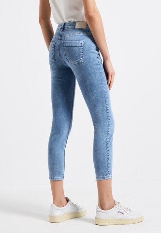 STREET ONE Slimfit Jeans in Blau