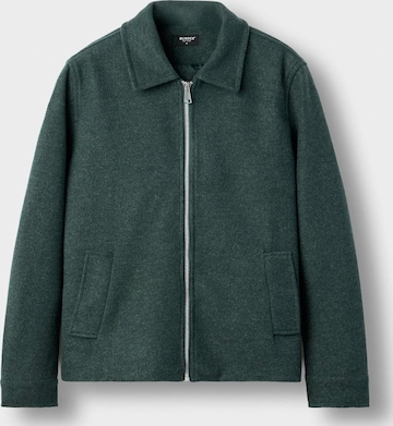 Burocs Between-Season Jacket in Green: front
