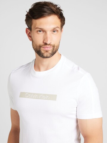 Calvin Klein Normalny krój Koszulka w kolorze biały
