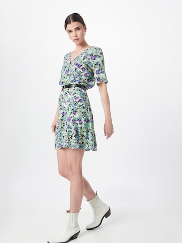 Monki - Vestido camisero en verde