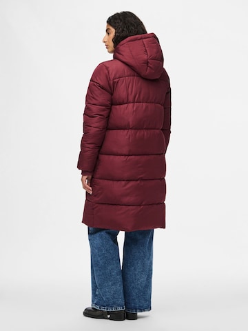 Manteau d’hiver 'PCBee' PIECES en rouge