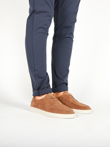 BLACKSTONE - Mocassins 'Zuko Luca DG371' em castanho: frente