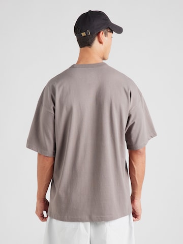 Nike Sportswear Shirt in Grijs