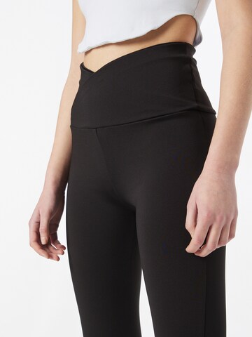 Skinny Leggings de la Urban Classics pe negru