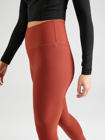 Varley Skinny Workout Pants 'Let's Move 25' in Red