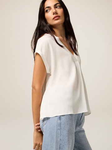 oltre - Blusa en blanco
