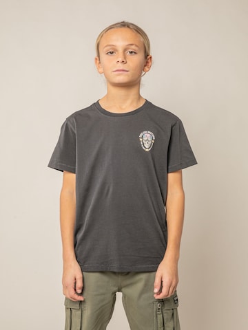 T-Shirt 'DEKARI' Deeluxe en gris : devant