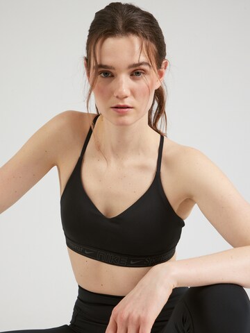 melns NIKE Bezvīļu Sporta krūšturis 'INDY': no priekšpuses