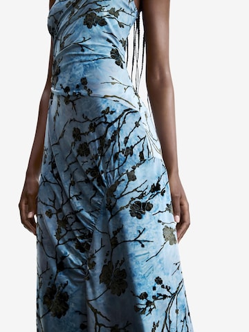 Desigual Рокля в синьо