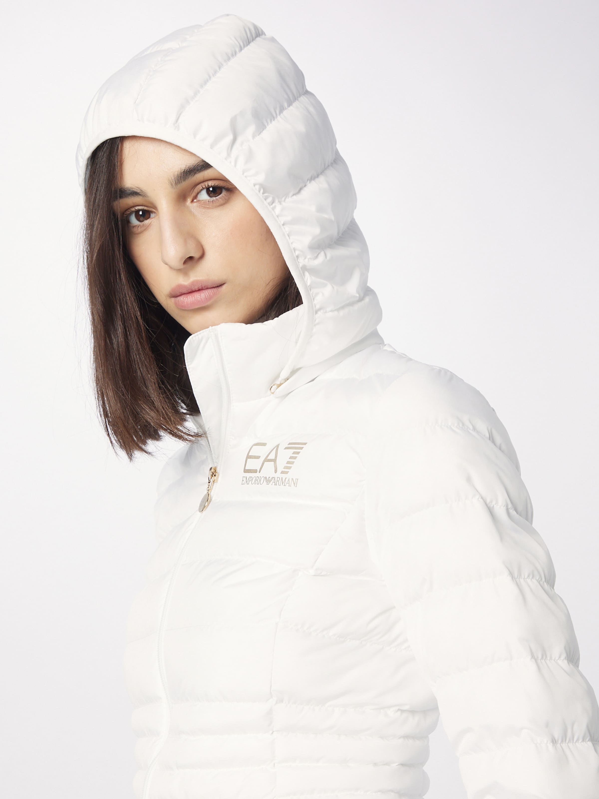 EA7 Emporio Armani Between-Season Jacket in White | ABOUT YOU