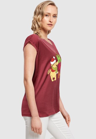 ABSOLUTE CULT T-Shirt 'Winnie The Pooh - Ho Ho Ho Scarf' in Rot