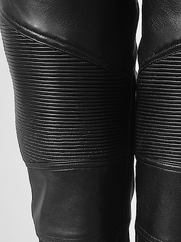 Be  Noble Slim fit Trousers 'Lederhose im Biker-Style mit Stretchleder' in Black