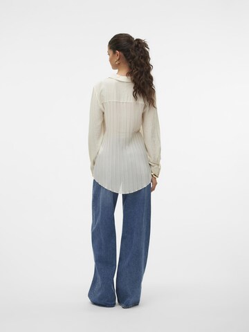 VERO MODA Blouse 'OMILA' in Beige