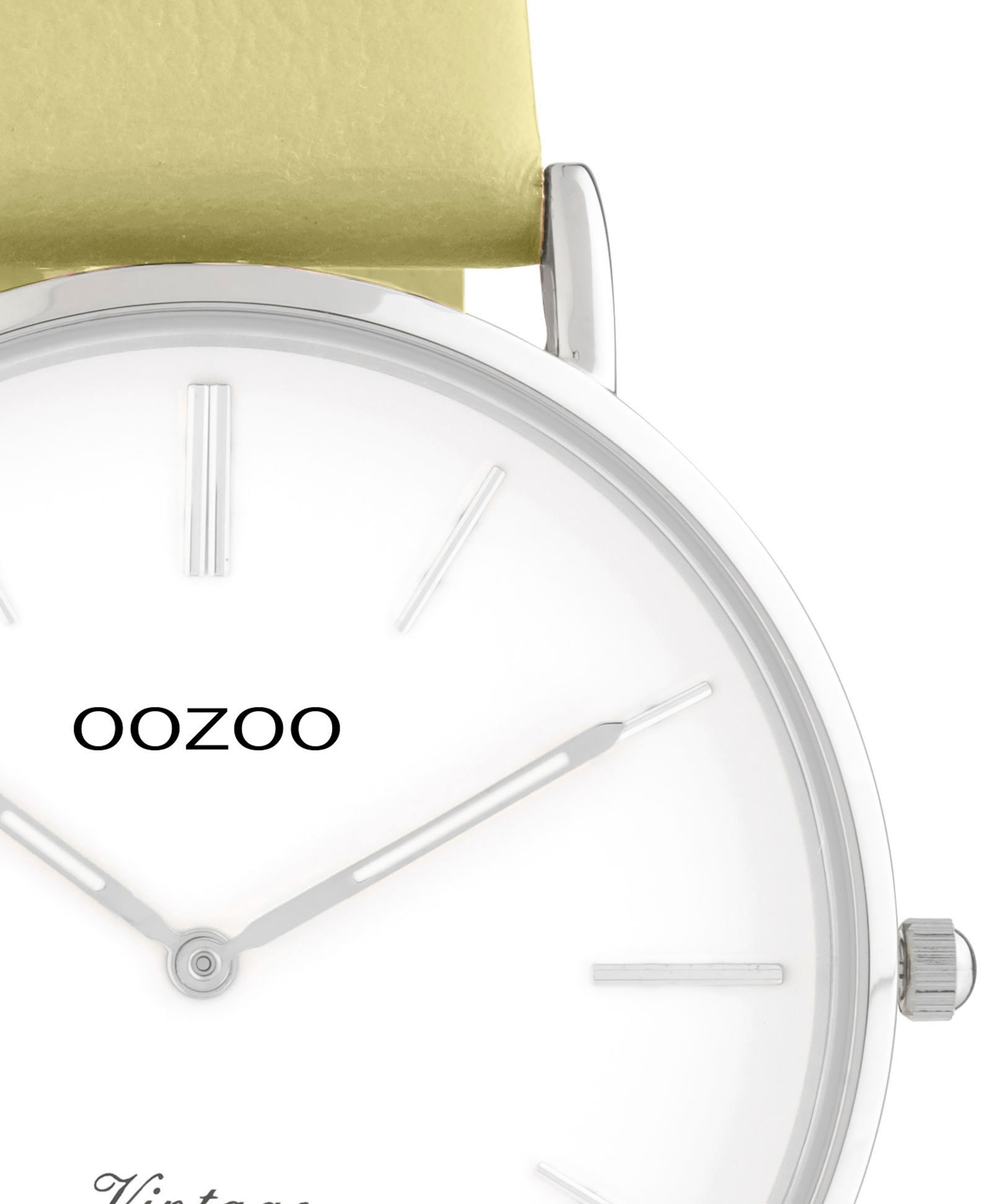 OOZOO Analog Watch in Green