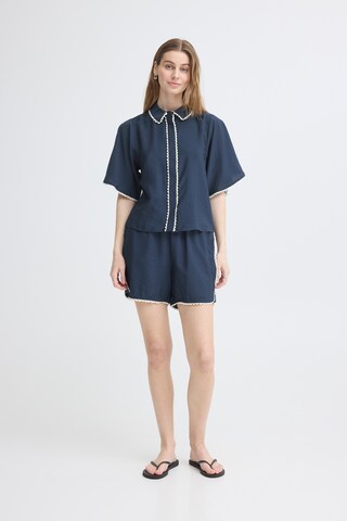Chemisier 'IHLENI' ICHI en bleu