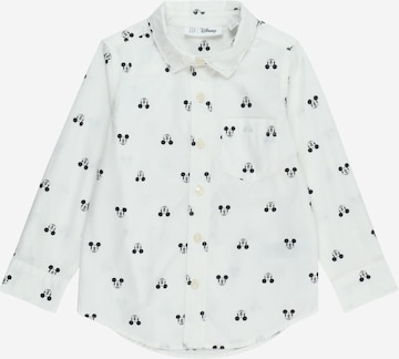 GAP Regular fit Button Up Shirt in White: front