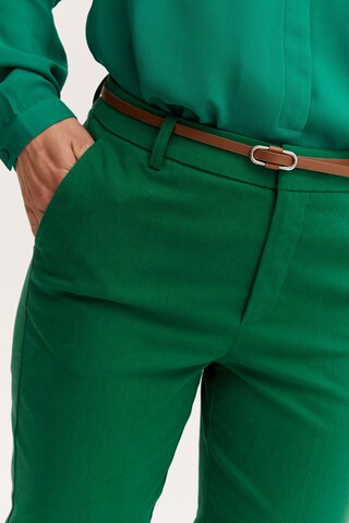 Coupe slim Pantalon chino b.young en vert
