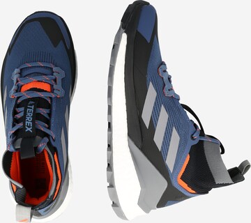 ADIDAS TERREX - Botas 'Free Hiker 2.0' en azul