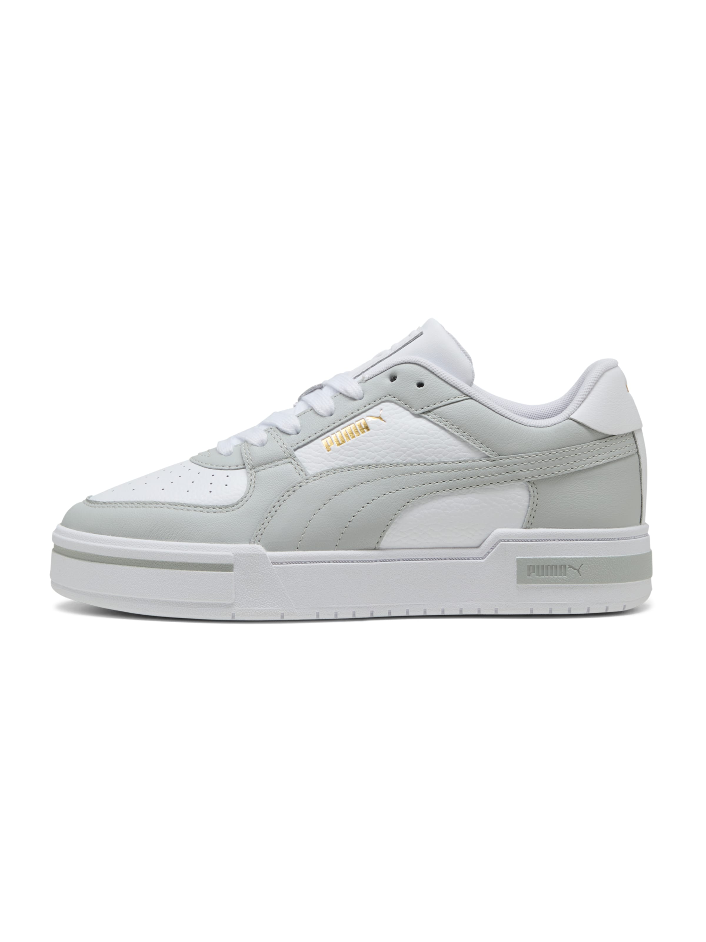 PUMA Platform trainers &#x27;CA Pro Classic II&#x27; in White: front
