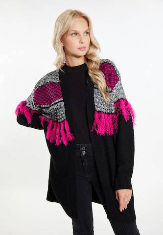 Geacă tricotată 'Eyota' de la IZIA pe negru: față