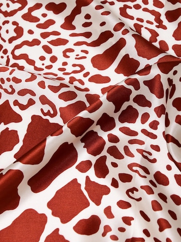 MayTree Scarf 'Seidentuch Safari' in Red