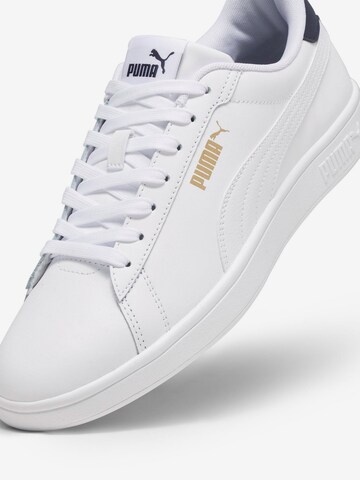 Baskets basses 'Smash 3.0' PUMA en blanc