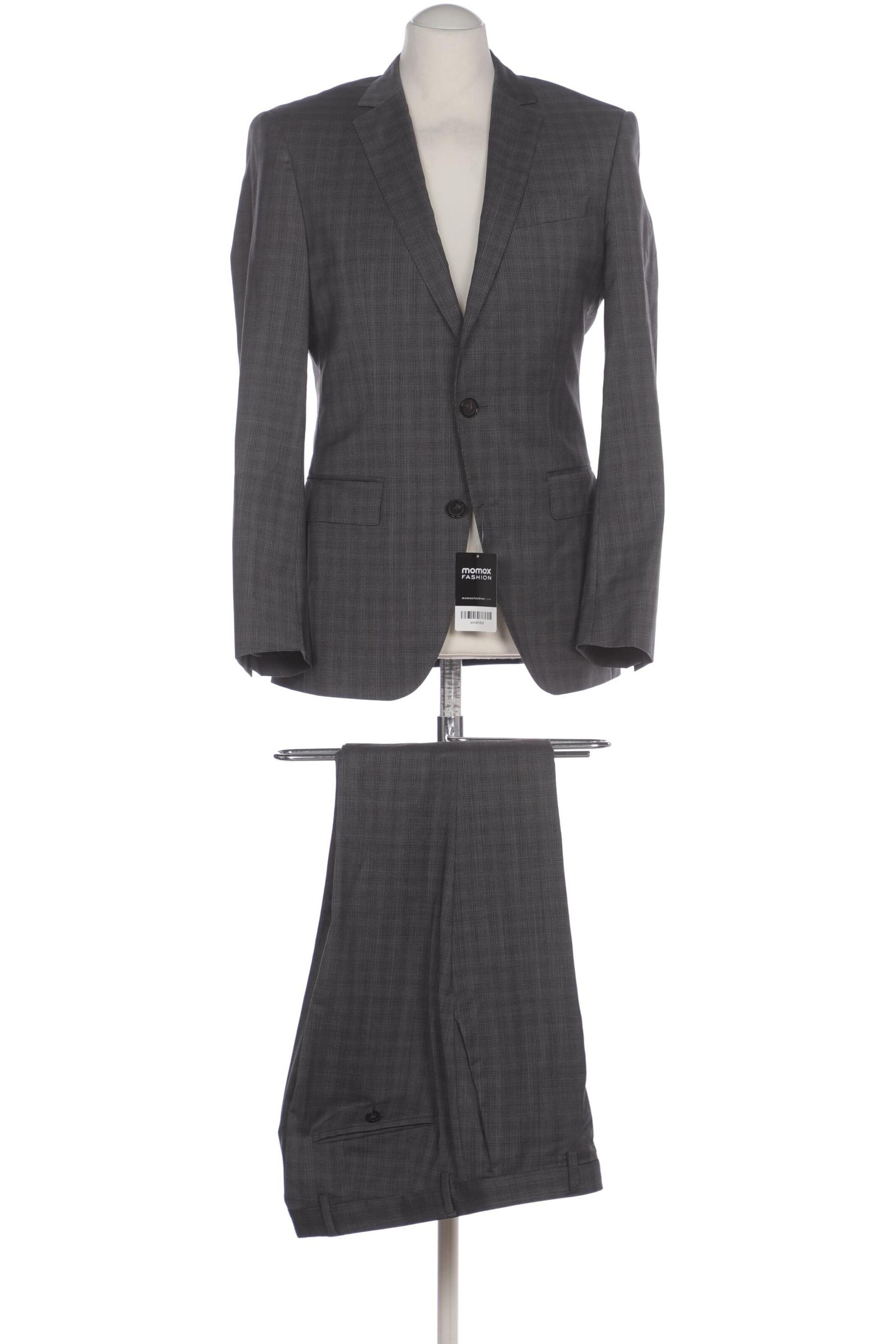 BOSS Suit in S in Grey: front