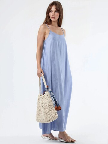 Busem Kleid in Blau
