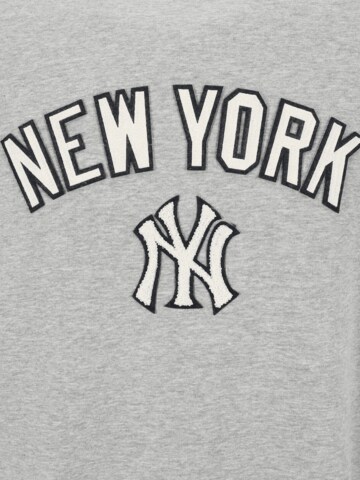 NEW ERA Sweatshirt 'Yankees Heritage' in Grau
