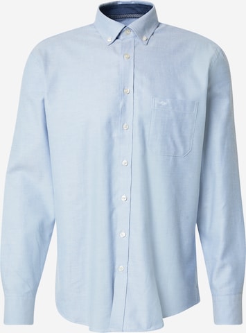 Coupe regular Chemise 'Essential' FYNCH-HATTON en bleu : devant