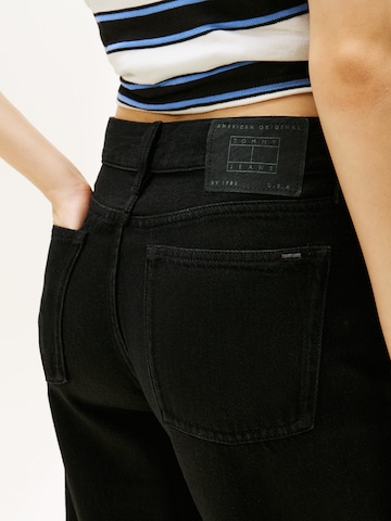 melns Tommy Jeans Platas staras Džinsi