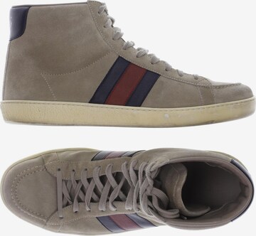 Gucci Sneakers & Trainers in 41 in Beige: front