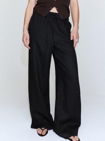 MANGO Wide Leg Hose 'SOMA' in Schwarz: Vorderseite
