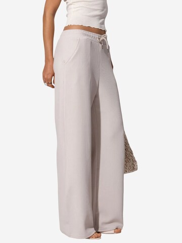 Busem Hose‌‌‌‌‌‌‌‌ in Grau: Vorderseite