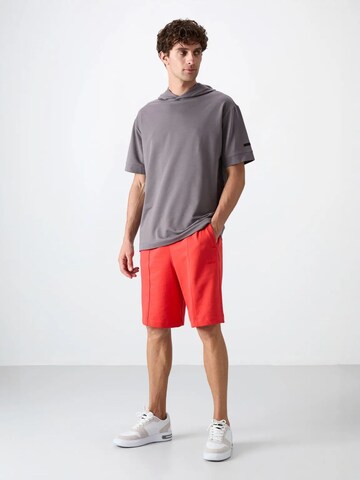 Tommy Life Shirt in Grey