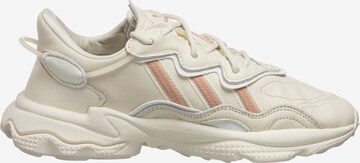 ADIDAS ORIGINALS Rövid szárú sportcipők 'Ozweego' - bézs