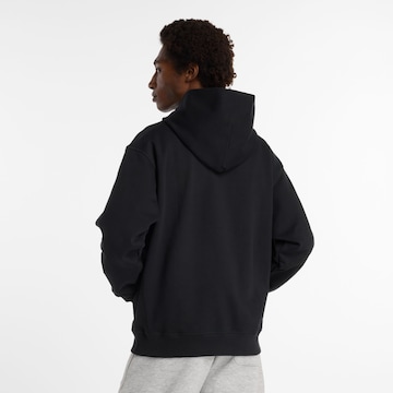 new balance Sweatshirt in Zwart