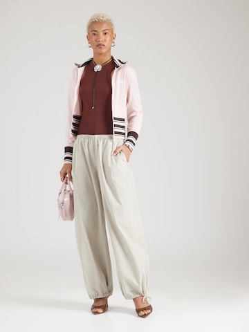 Haut & Other Stories en marron