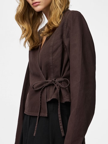 Chemisier 'PCFENNA' PIECES en marron