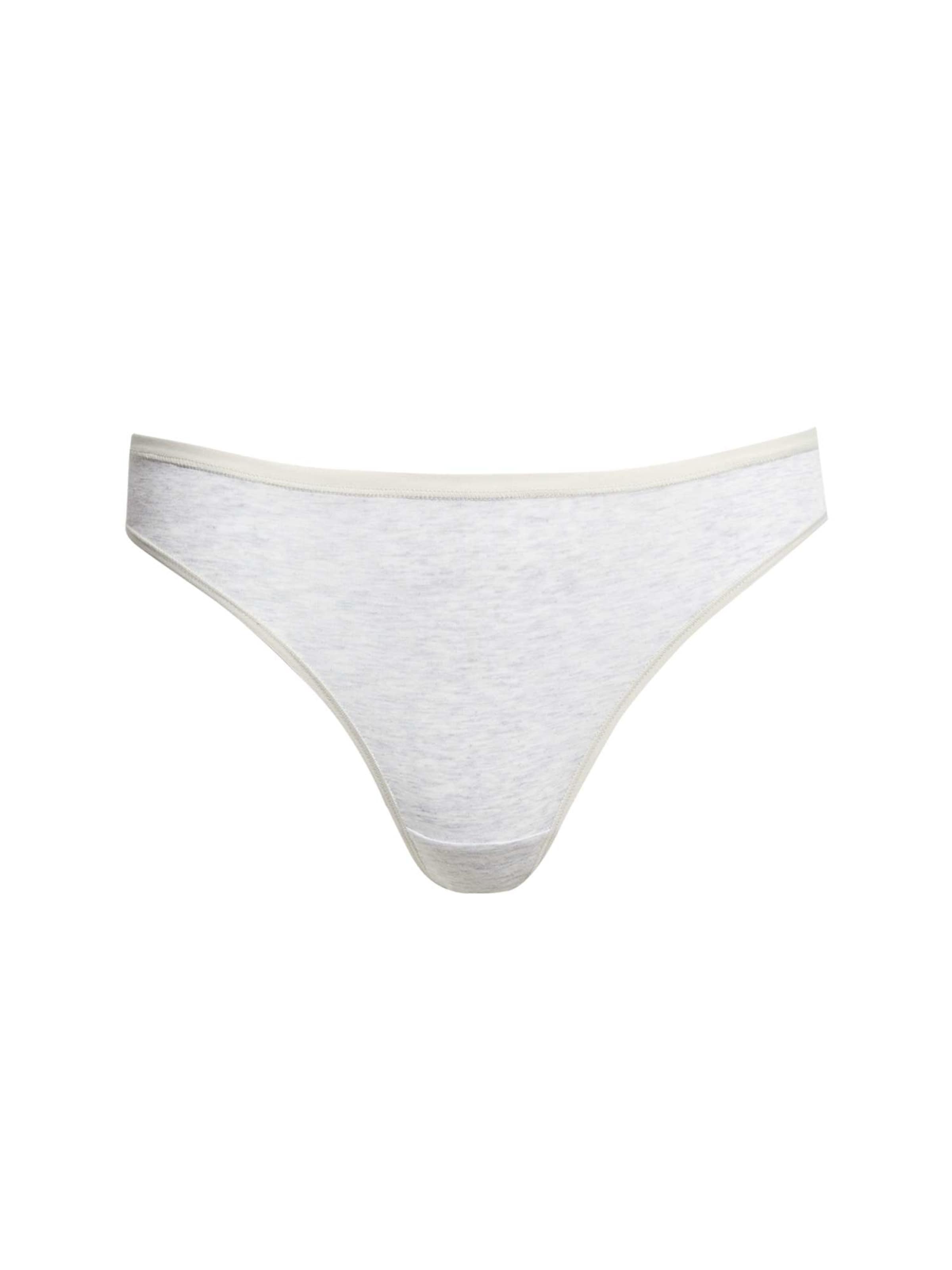 Slip di Marks & Spencer in beige