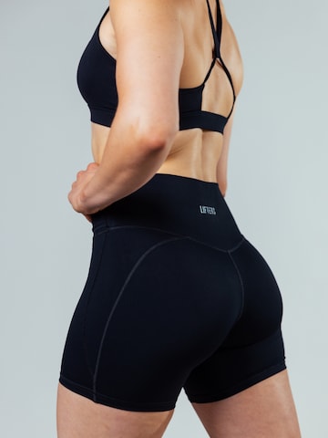 Lifters Slimfit Sporthose 'Fusion X-Shorts 12cm'‌‌‌ in Schwarz