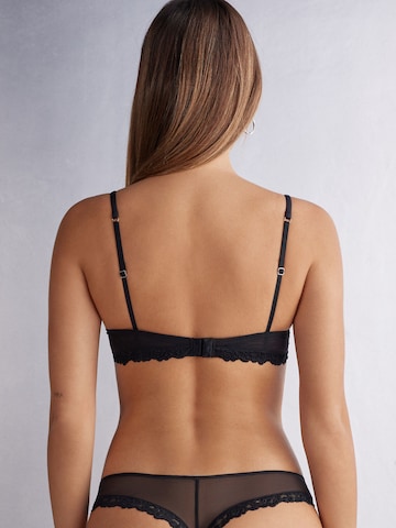 INTIMISSIMI Push-up Bra in Black