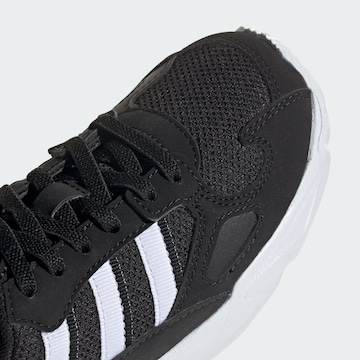ADIDAS ORIGINALS - Zapatillas deportivas 'Falcon' en negro