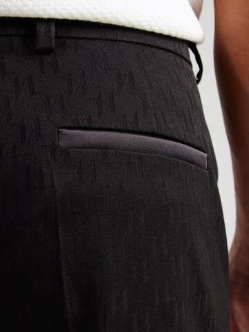 Tapered Pantaloni con piega frontale di Karl Lagerfeld in nero