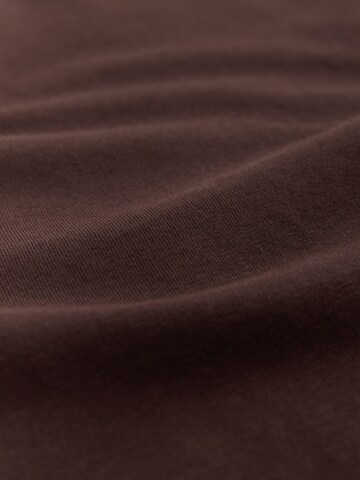 Next Paita 'Essential' värissä ruskea