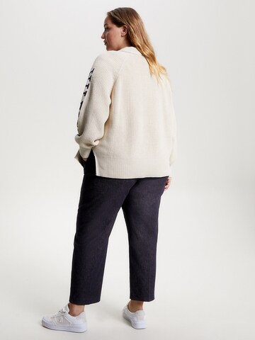 Tommy Hilfiger Curve Pullover in Beige