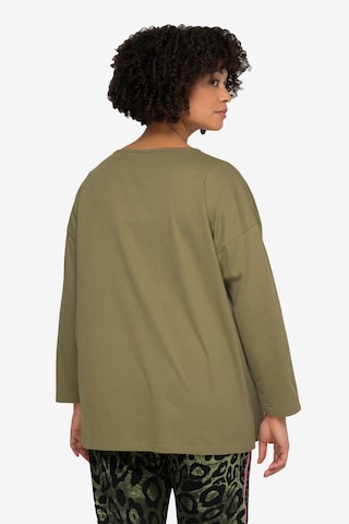 Angel of Style Shirt in Green