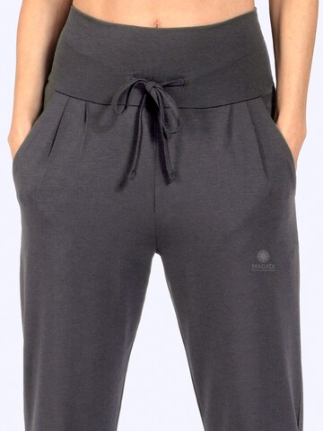 Magadi Regular Sporthose 'Susan' in 